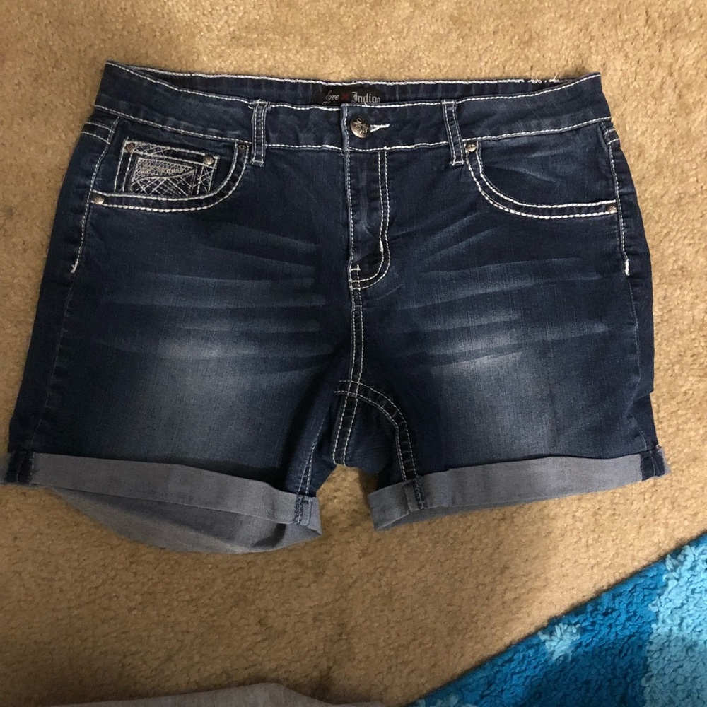 super cute dark blue jean shorts